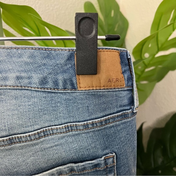 ✨ Aéropostale Light Wash Distressed Super High Rise Jegging Sz 16R | Plus Size - Picture 11 of 11